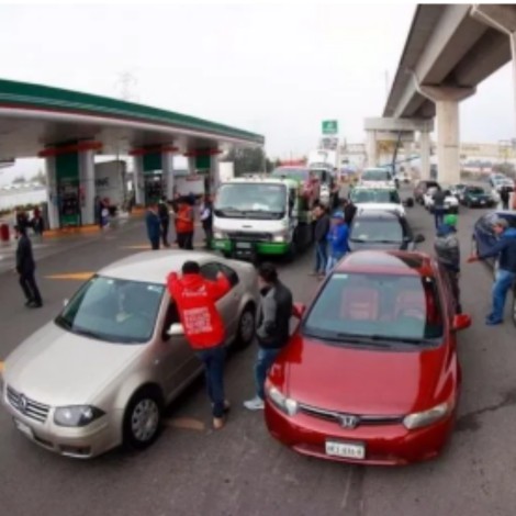 30 autos quedaron varados por cargar gasolina contaminada