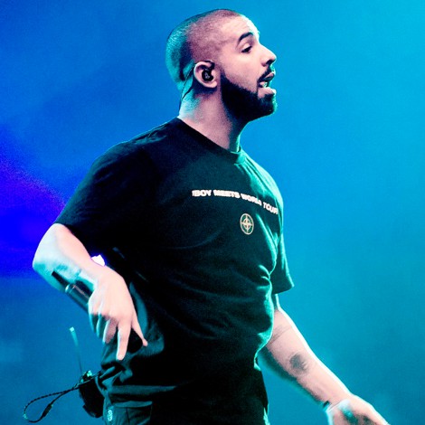 Abuchean a Drake y se retira del escenario en presentación en vivo