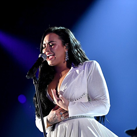 Demi Lovato se equivoca en los Grammy y pide empezar de nuevo