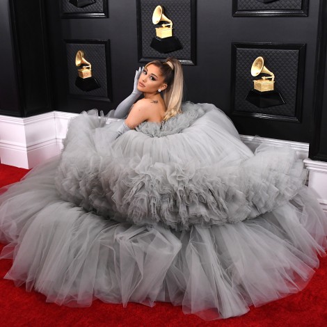 Muestran el proceso para el increíble video de Ariana Grande en los Grammy