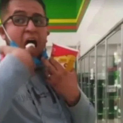 Viralizan el video de un hombre que se quita el cubrebocas, prueba un helado y lo regresa