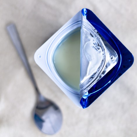 Desechar el líquido del yogur es un grave error que puede afectar tu salud