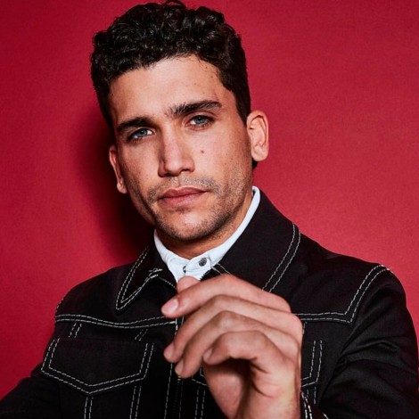 Los actores hispanos más guapos de las series del momento