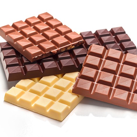 Lluvia de chocolate ocurrió en Suiza, producto de una falla en la fábrica