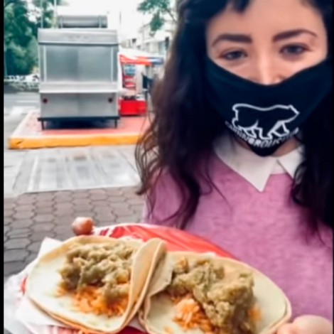 'Lady 3 pesos' recomienda unos buenos tacos de chicharrón en salsa verde