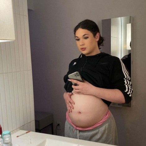 Joven trans queda embarazada, tenía órganos reproductores femeninos