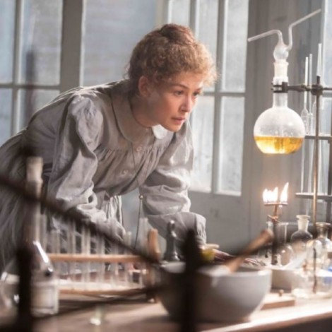 Estas son las razones por las que tienes que ver 'Madame Curie' en Netflix