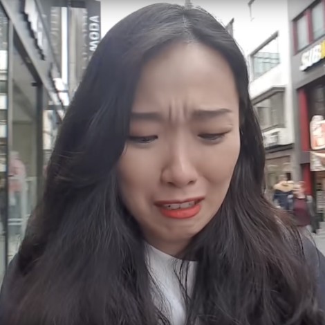 “¿Por qué haces eso? Por favor basta”; Coreana se graba en las calles para exponer el racismo a los asiáticos