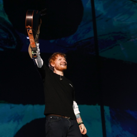 Ed Sheeran está oficialmente de regreso y estrena su nuevo sencillo ‘Bad Habits’
