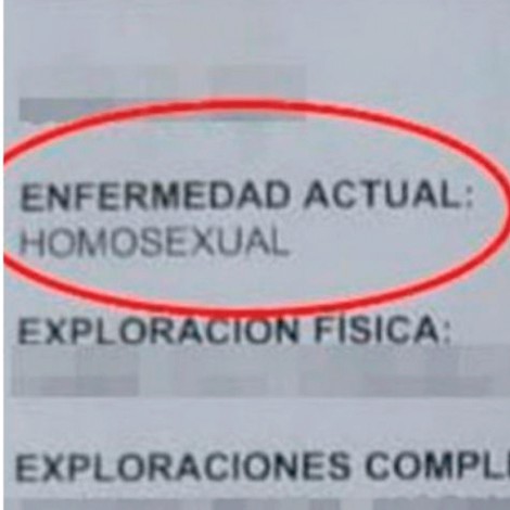 Denuncia a su a ginecólogo por diagnosticar su homosexualidad como enfermedad