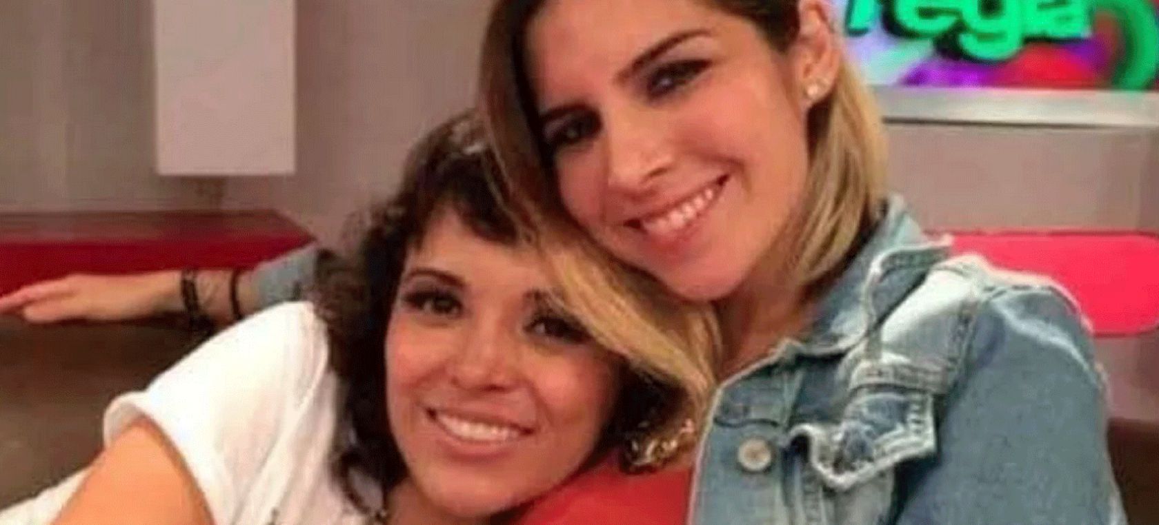 Parásitos Y Vividores Karla Panini Ataca A Familia De Karla Luna E Hijas Actualidad Los40 5125