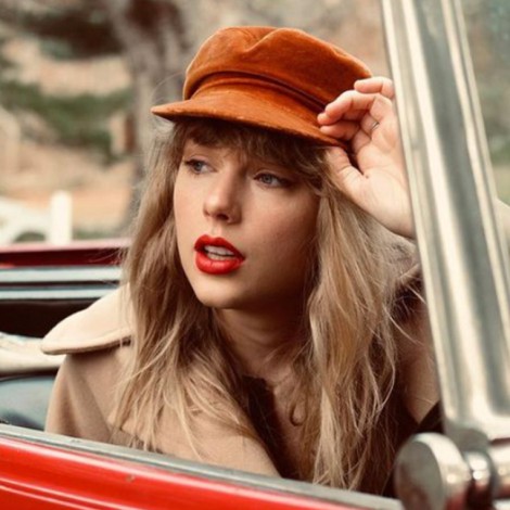 Taylor Swift estrena una nueva versión de su clásico navideño “Christmas Tree Farm”