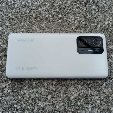 Xiaomi 11T, un teléfono que aspira ser gama alta