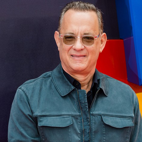 Revelan primera imagen de Tom Hanks en la nueva versión de "Pinocho"