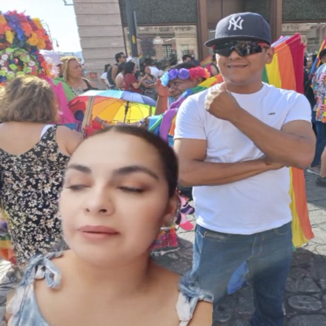 Mujer lleva a su esposo homofóbico a marcha gay y su reacción se hace viral