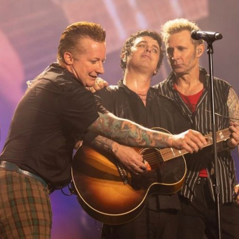 Green Day invitó a un niño de 10 años al escenario a tocar con ellos durante concierto