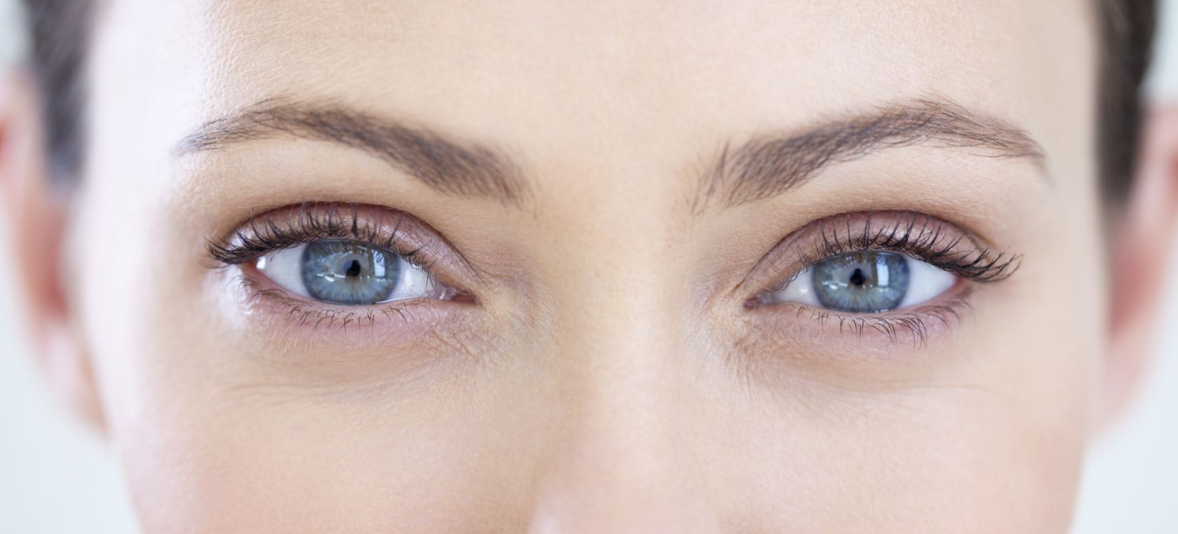Ojos azules Estudio revela que todas la personas de ojos azules están