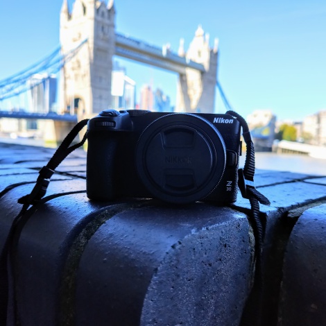 Nikon Z30: Una poderosa portátil pensada para creadores de contenido
