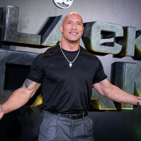  Dwayne Johnson también sale de DC; Cancelan "Black Adam 2" tras fracaso en taquilla