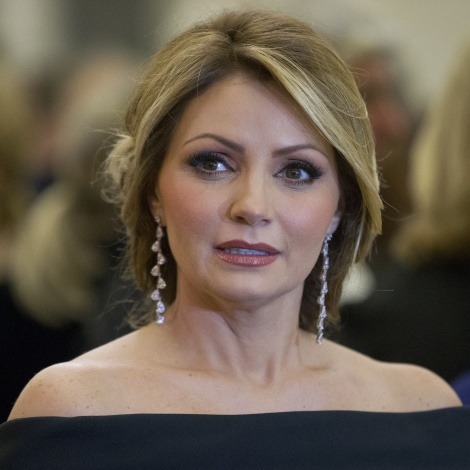 Angélica Rivera reaparece con un rostro más joven y divide opiniones
