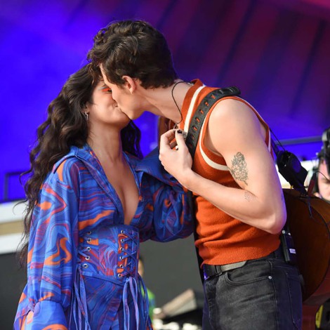 ¿Volvieron? Camila Cabello y Shawn Mendes fueron captados besándose en Coachella