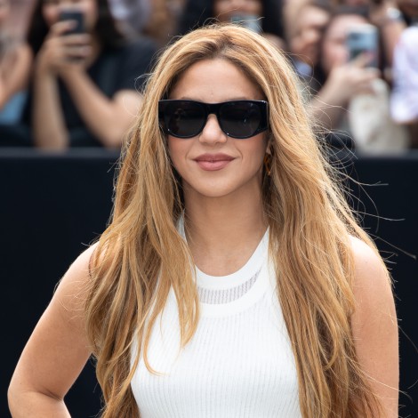 Shakira regresa a la universidad en la que estudió en compañía de sus hijos