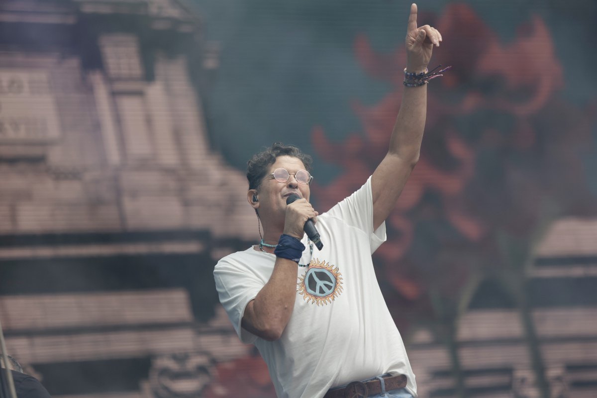 Así se vivió el concierto histórico de Carlos Vives en la Puerta de Alcalá de Madrid
