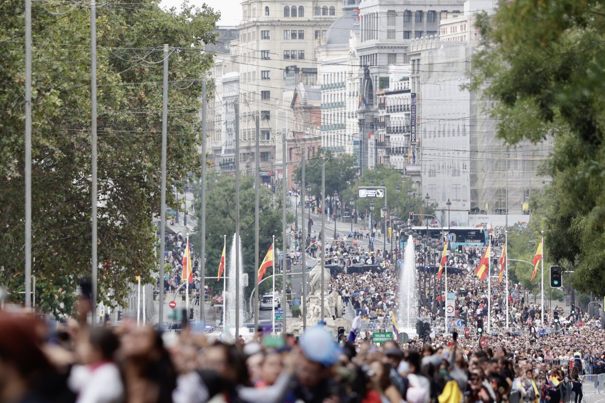 Así se vivió el concierto histórico de Carlos Vives en la Puerta de Alcalá de Madrid